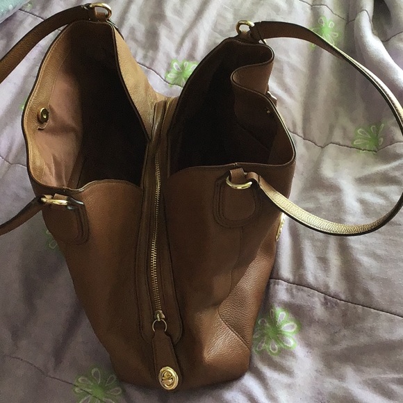 Coach Shoulder Bag - Picture 3 of 3